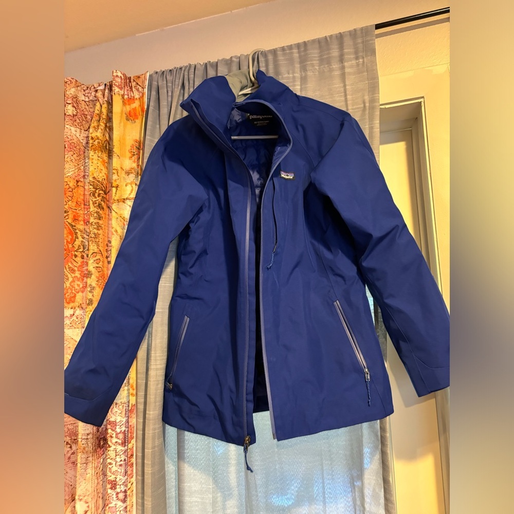 Patagonia ski jacket size xs no hood!